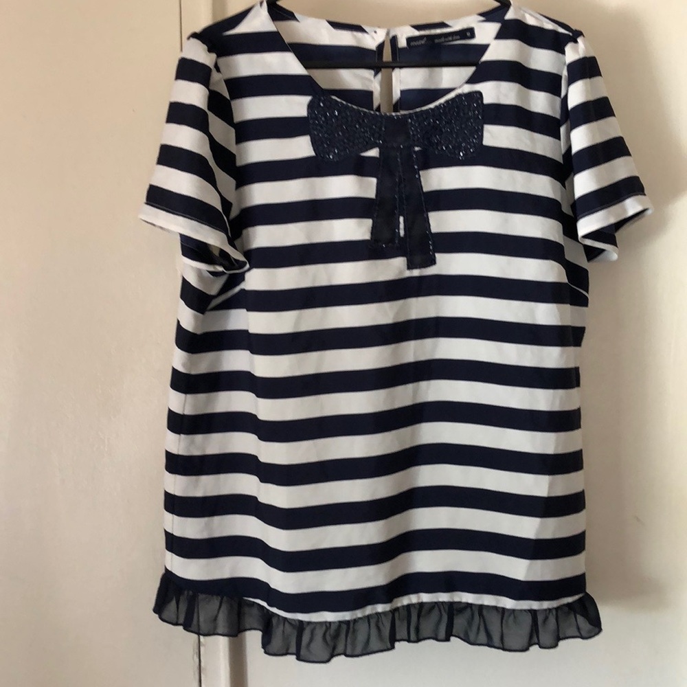 Top with design
